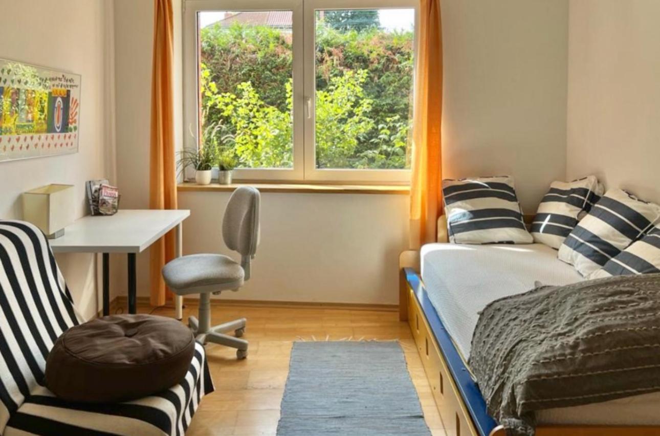 Villa In A Bio Garden - You Will Save Money Here Praga Esterno foto
